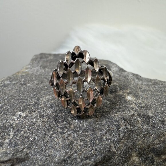 Sterling Silver Open Work Honeycomb Cocktail Ring Size 5.75 3.06g - Picture 5 of 8